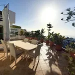 Mi Capricho Beachfront Penthouse With Terrace And Sea View Lejlighed