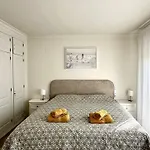 Mi Capricho Beachfront Penthouse With Terrace And Sea View *
