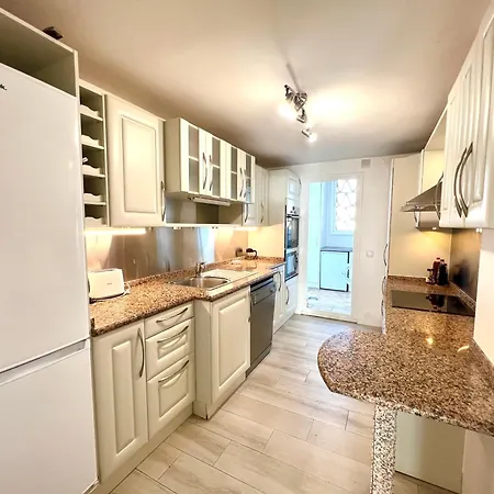 公寓 Mi Capricho Beachfront Penthouse With Terrace And Sea View