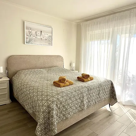 Mi Capricho Beachfront Penthouse With Terrace And Sea View 公寓 *